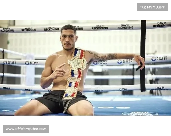 贾伊・奥佩塔亚2025年三战全终结，展现次重量级统治力